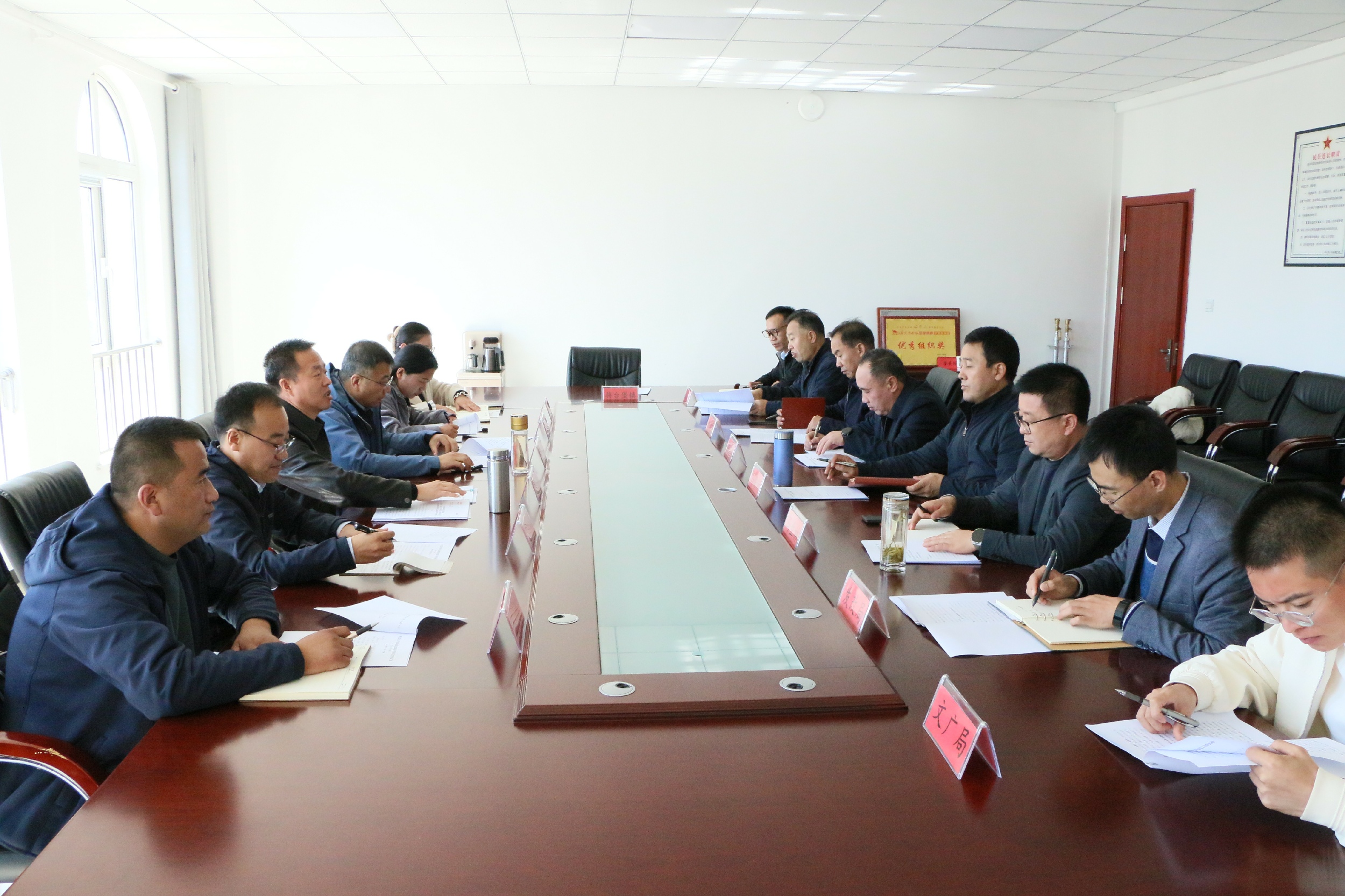 民進(jìn)固原市委會(huì)開(kāi)展“兩個(gè)市”建設(shè)民主監(jiān)督調(diào)研3.jpg