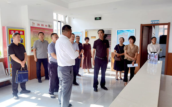 吳忠市委會開展校外培訓(xùn)機(jī)構(gòu)管理工作調(diào)研.jpg