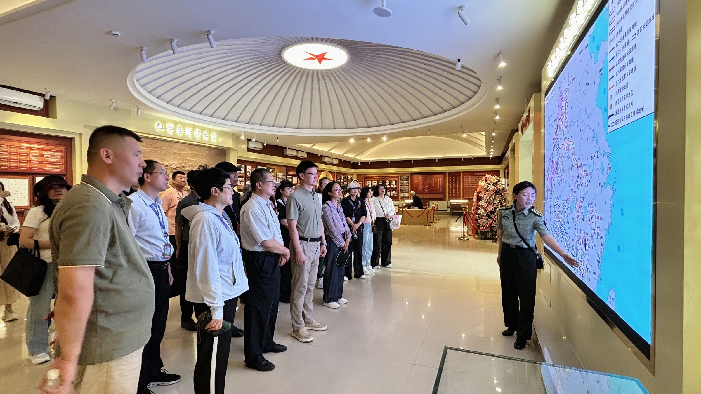 民進(jìn)寧夏區(qū)委會(huì)舉辦主題教育暨新會(huì)員暑期培訓(xùn)班2.jpg