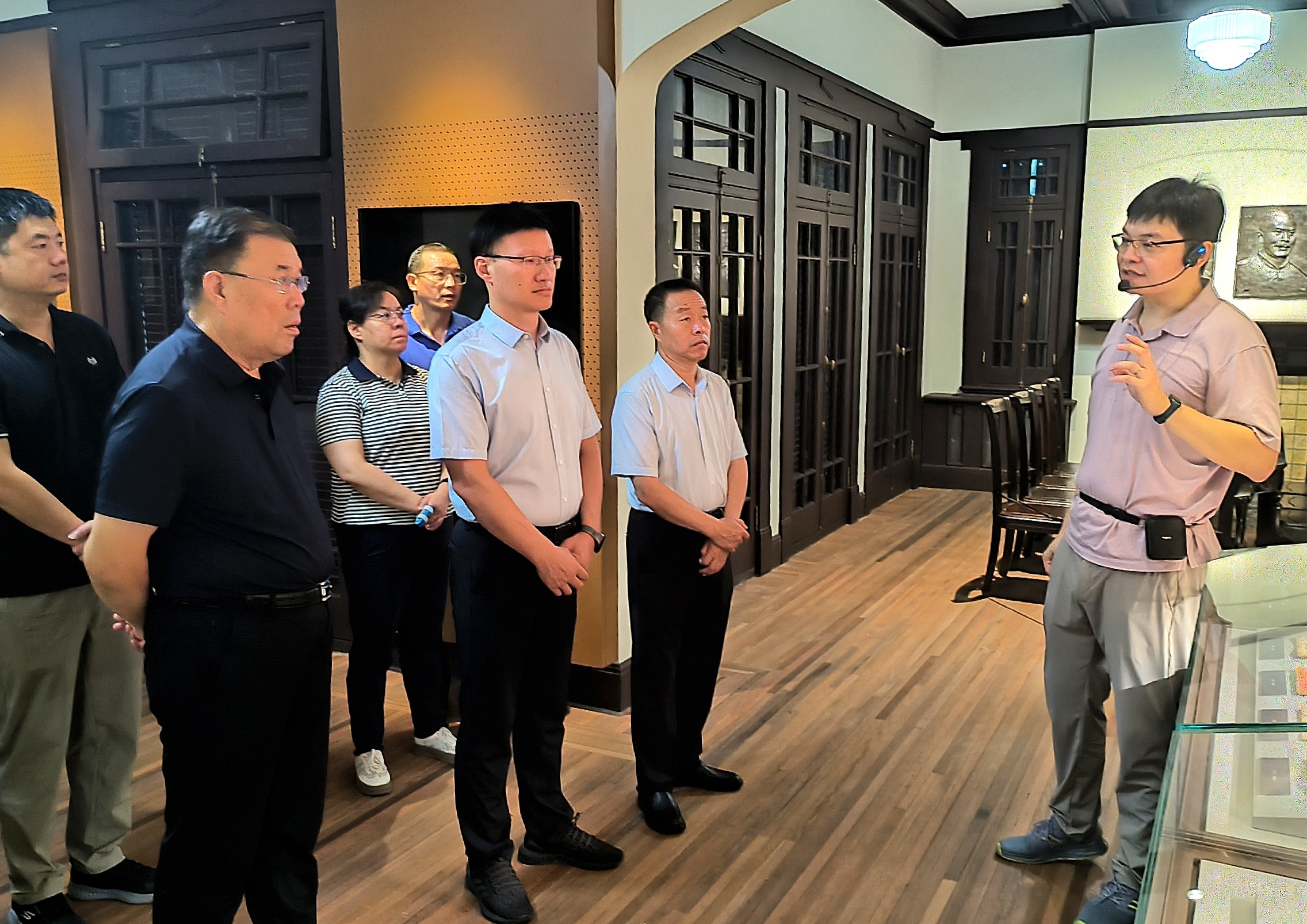 民進(jìn)寧夏區(qū)委會(huì)開展“走進(jìn)教育基地，慶祝八十華誕”主題學(xué)習(xí)教育活動(dòng)1.jpg